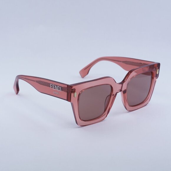 Fendi FE40101I 72S Sunglasses Transparent Coral Square Frame, Bordeaux Lenses - Picture 4 of 11